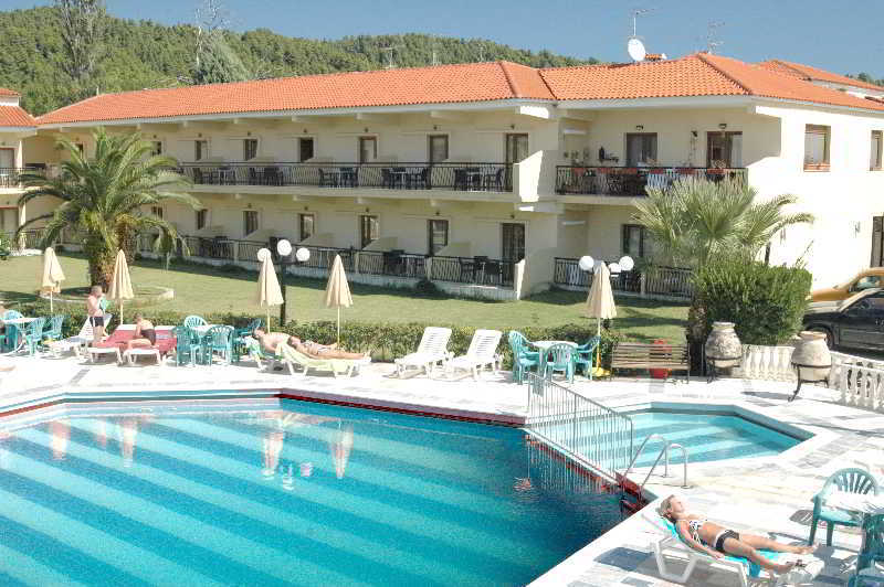 Aristotelis Hotel Fourka Exterior photo